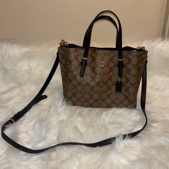 Coach Mollie 25 Tote - Picture 5 of 13